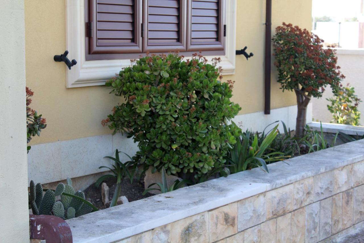 Villa Bice Pulsano Exterior photo